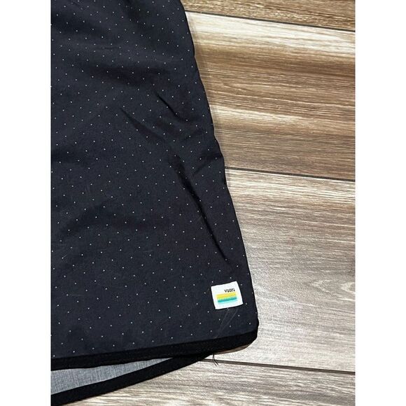 Vuori Black and Gray Dot Active Short Size Small - Picture 2 of 5